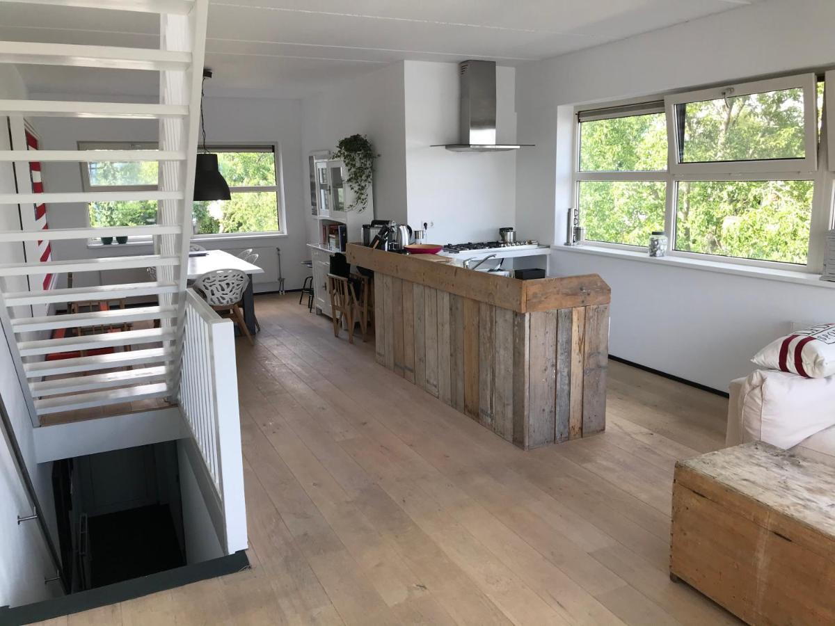 The Boathouse With Boat Holiday home *