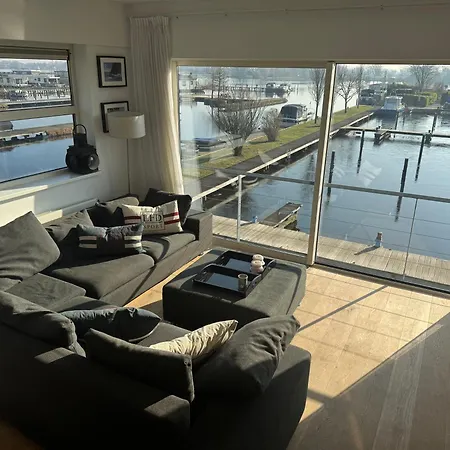 The Boathouse With Boat Villa Aalsmeer Exterior photo